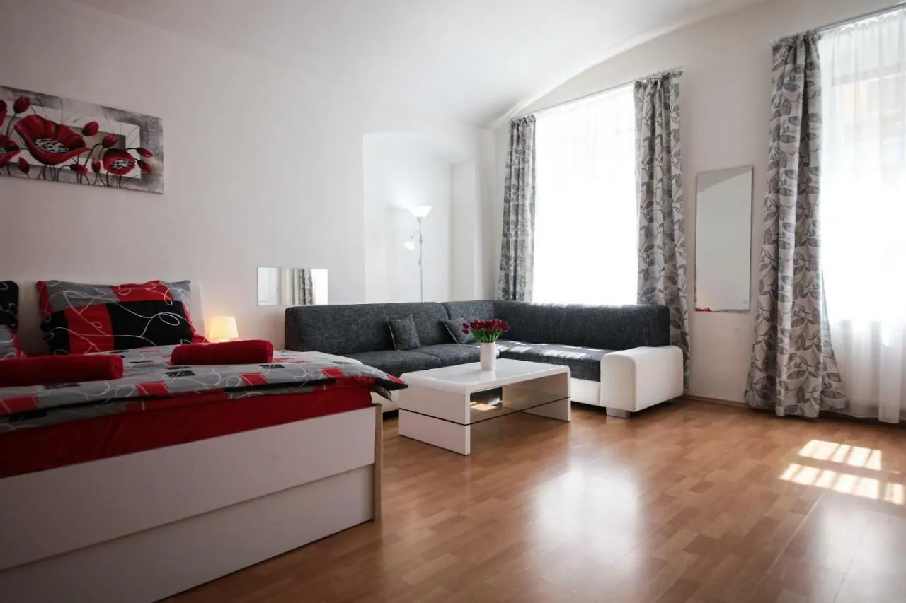 Apartament Family Duplex On Wenceslas Square Praga 0*,